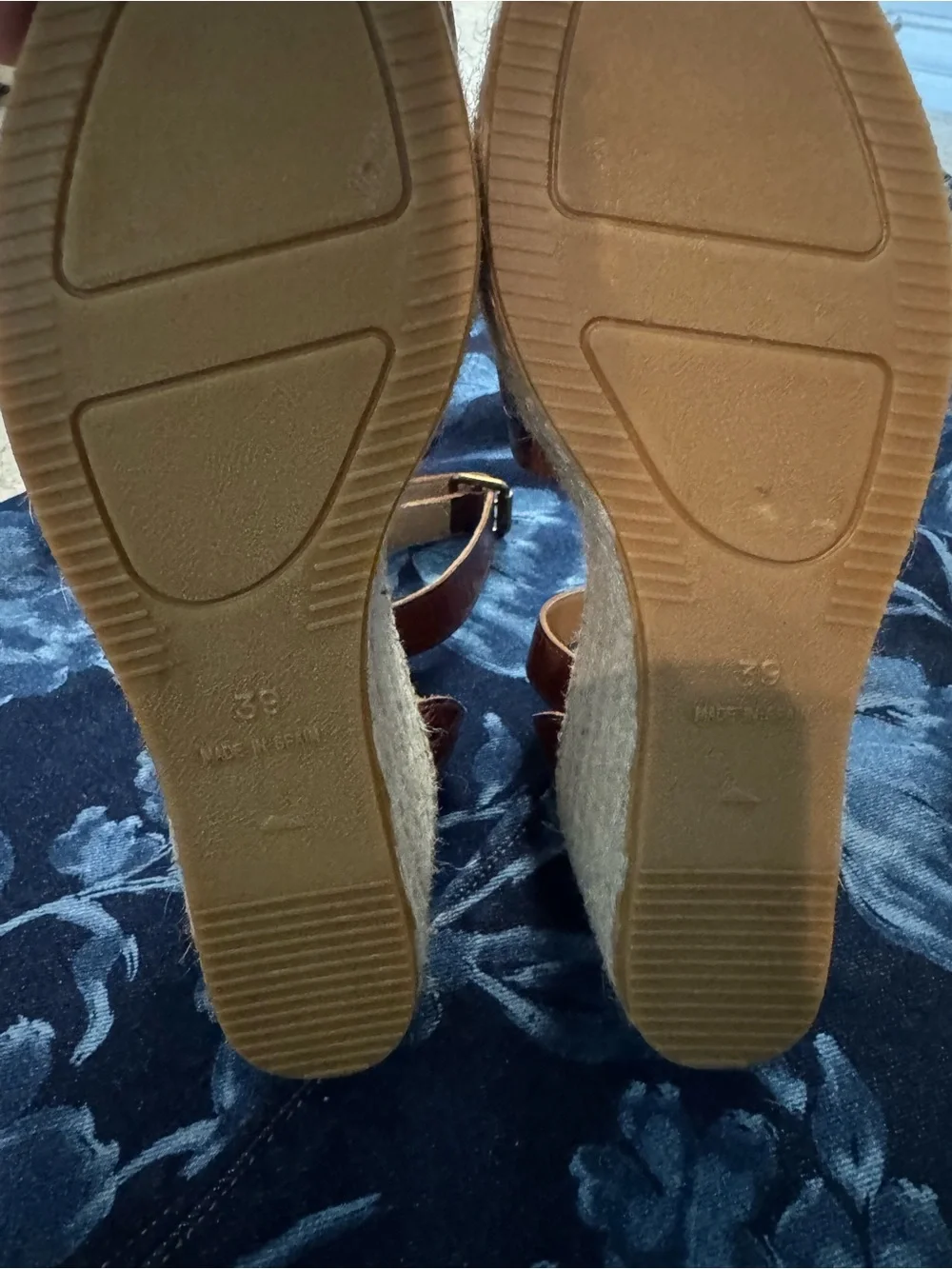 Andre Assous Brown Croc-Embossed Espadrille Wedge Sandals Made in Spain